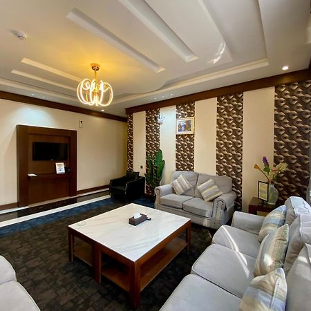 Aral Hotel Apartments Tabuk Ngoại thất bức ảnh