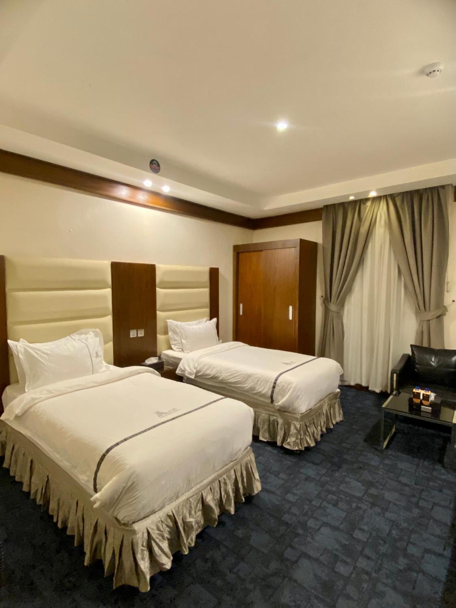 Aral Hotel Apartments Tabuk Ngoại thất bức ảnh