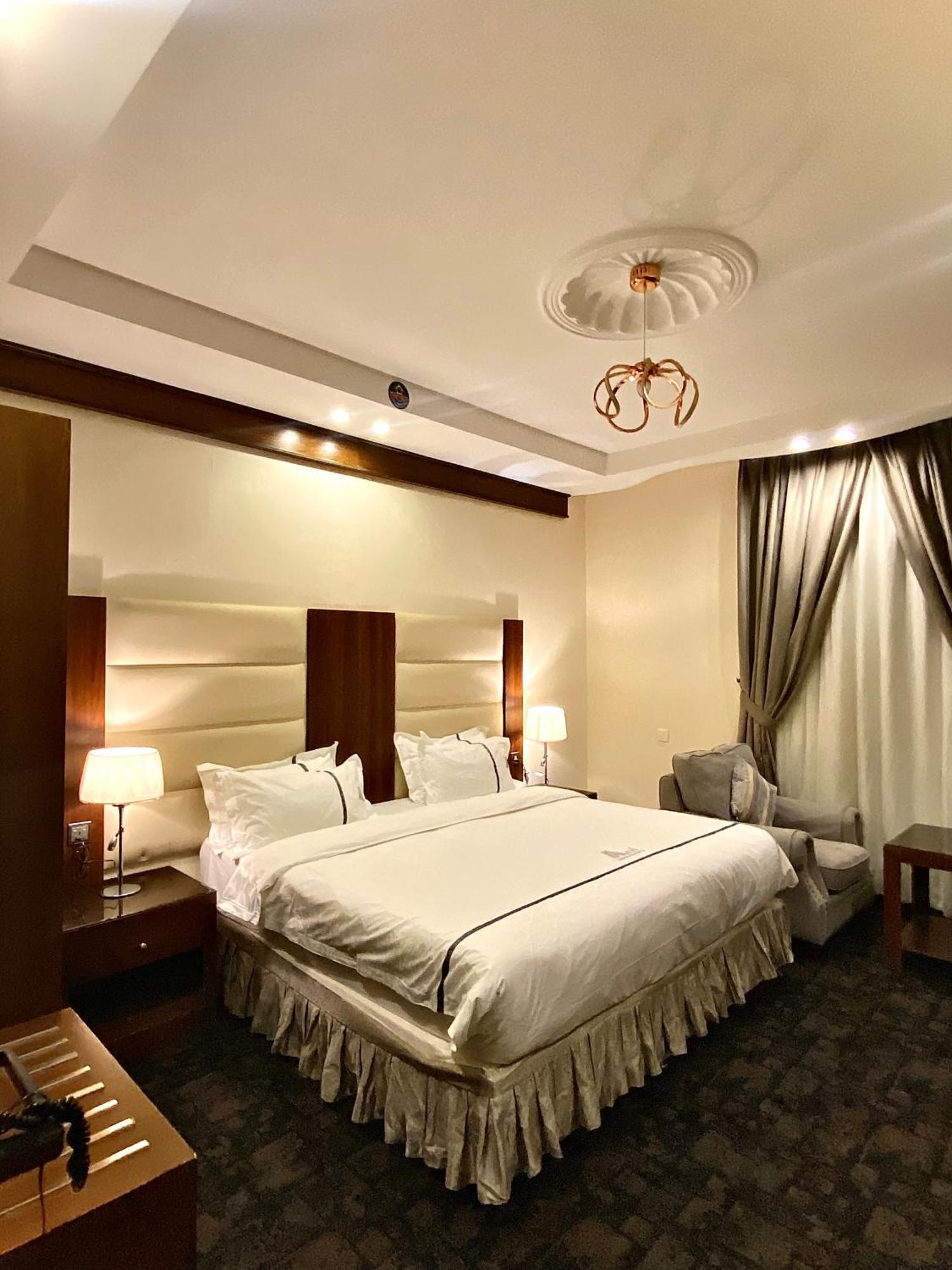 Aral Hotel Apartments Tabuk Ngoại thất bức ảnh