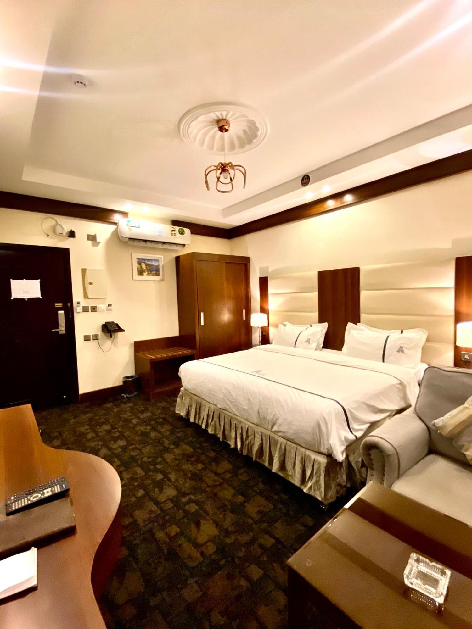 Aral Hotel Apartments Tabuk Ngoại thất bức ảnh