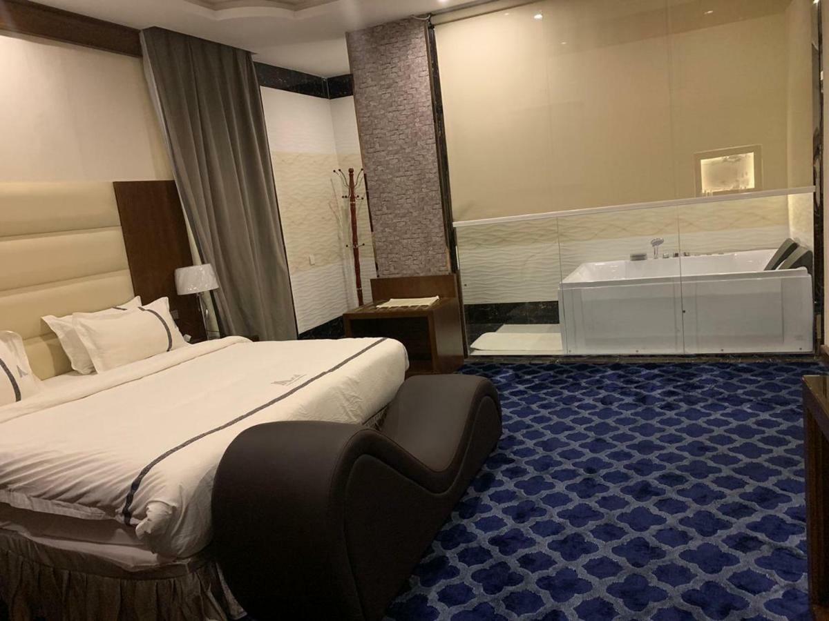 Aral Hotel Apartments Tabuk Ngoại thất bức ảnh